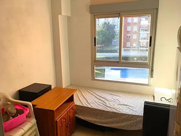 Piso en avenida Juan Fuster Zaragoza