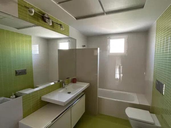 Casa independiente en calle Entrepinos