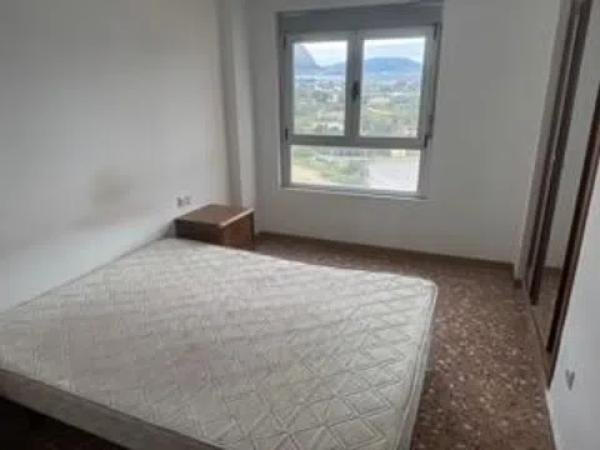 Piso en calle Derramador