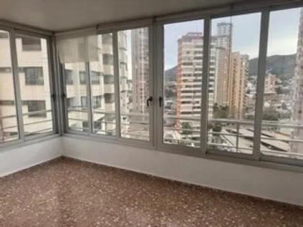 Piso en calle Derramador