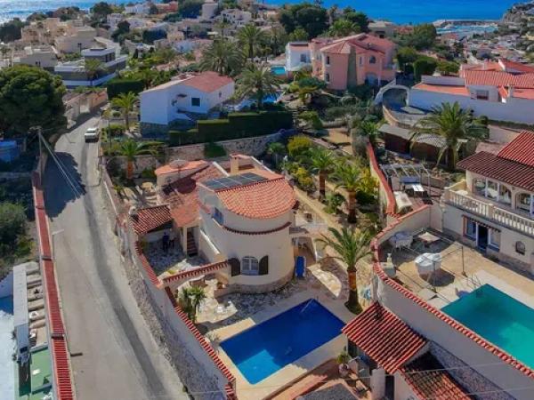 Casa independiente en Urbanització el Tosal