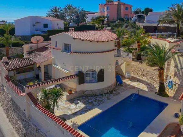 Casa independiente en Urbanització el Tosal