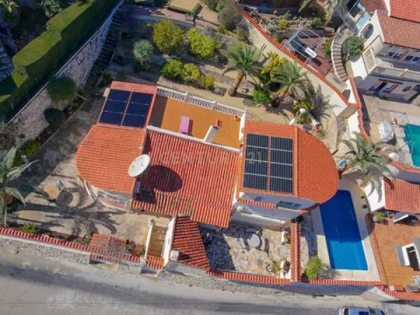 Casa independiente en Urbanització el Tosal