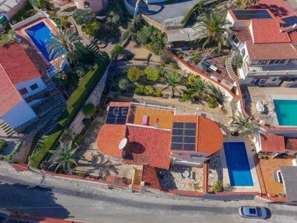 Casa independiente en Urbanització el Tosal