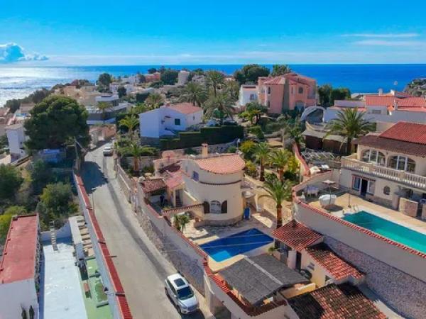 Casa independiente en Urbanització el Tosal