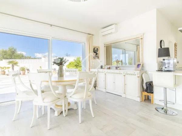 Casa independiente en Urbanización Caleta