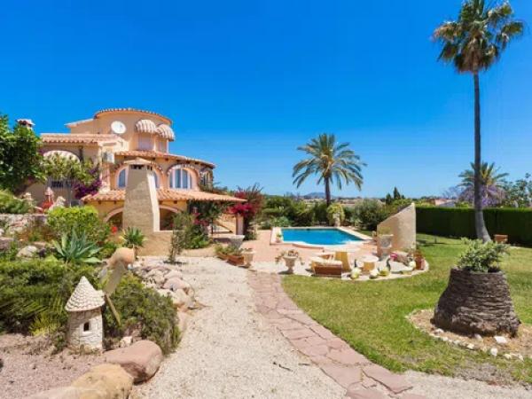 Casa independiente en Urbanización La Vallesa