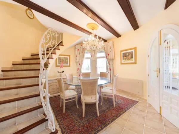 Casa independiente en Urbanización La Vallesa