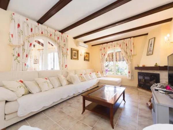 Casa independiente en Urbanización La Vallesa