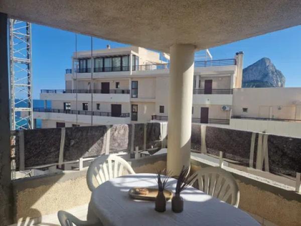 Piso en avenida Rosa de los Vientos