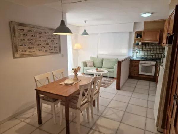 Piso en avenida Rosa de los Vientos