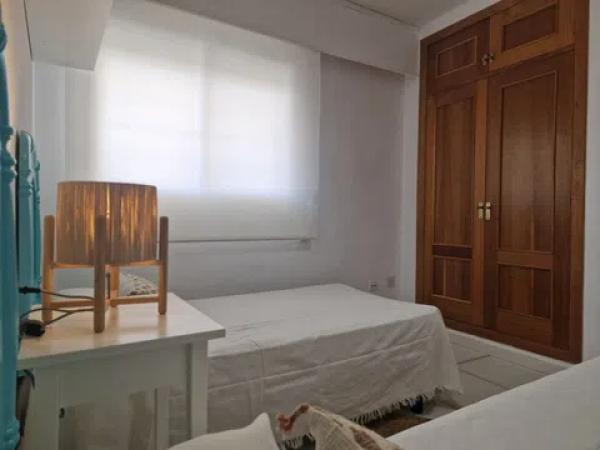 Piso en avenida Rosa de los Vientos