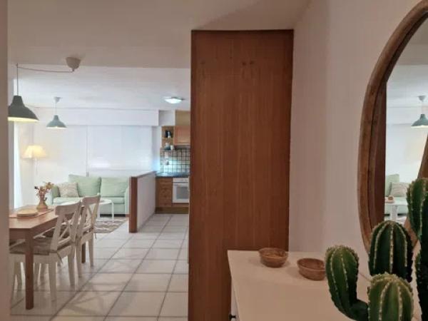 Piso en avenida Rosa de los Vientos