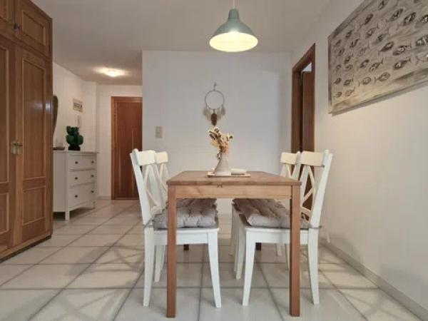 Piso en avenida Rosa de los Vientos