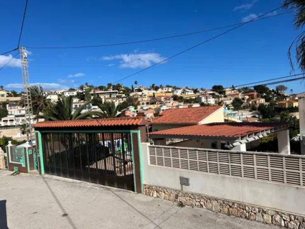 Casa independiente en Urbanización Canuta, 3 c