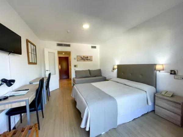 Estudio en Urbanización Caleta s/n