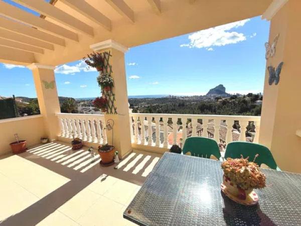 Chalet adosado en Partida Colina del Sol