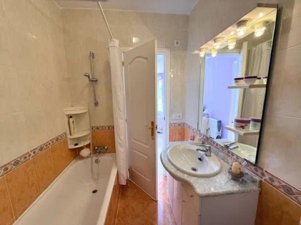 Chalet adosado en Partida Colina del Sol