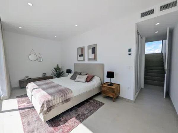 Chalet adosado en Partida Enchinent, 115