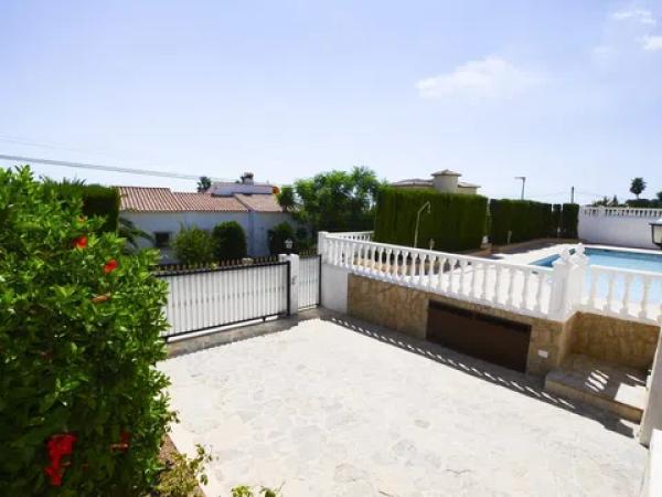 Casa independiente en Urbanización Ortenbach, 65