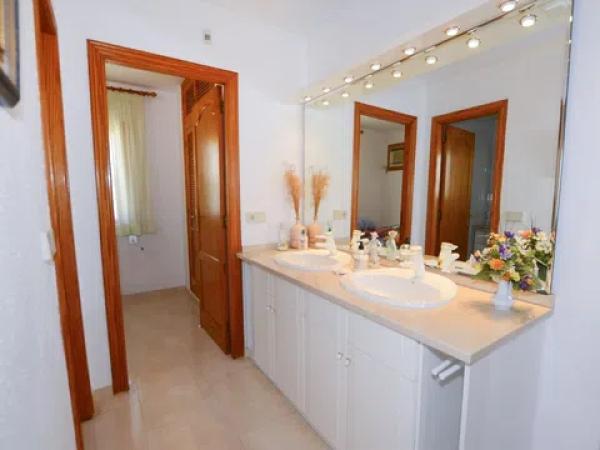 Casa independiente en Urbanización Ortenbach, 65