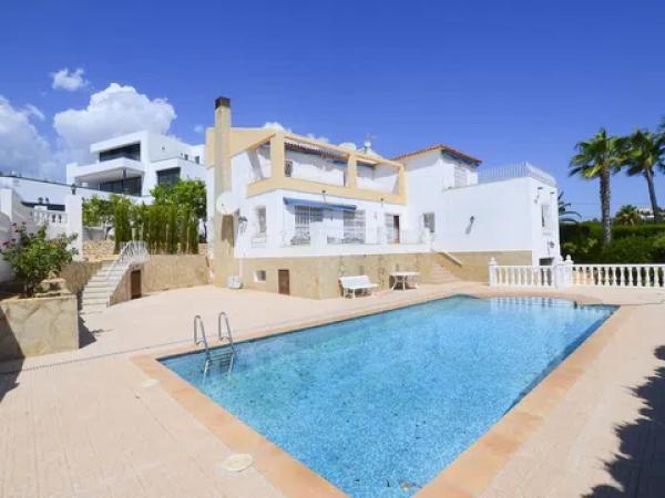 Casa independiente en Urbanización Ortenbach, 65