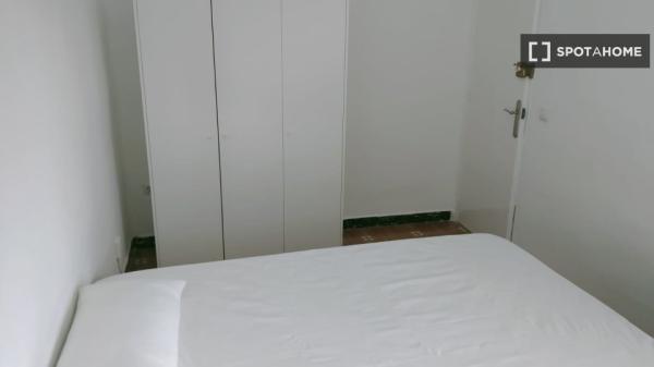 Habitación en piso compartido en Sabadell