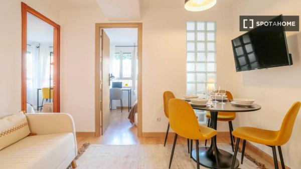 Habitación en piso compartido en Alicante