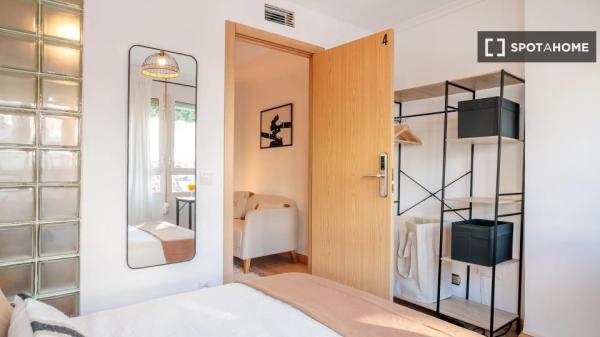 Habitación en piso compartido en Alicante