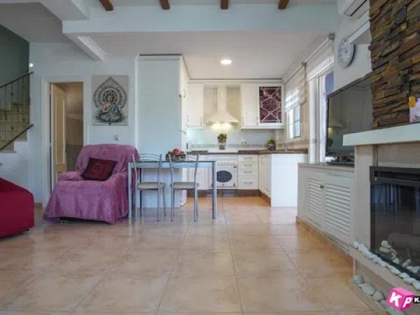 Casa independiente en avenida Zaragoza