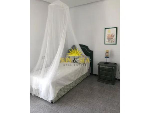 Chalet en Calas de Santiago Bernabeu