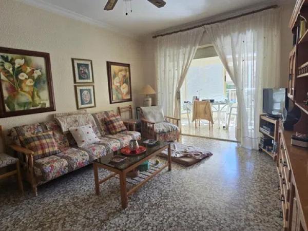 Piso en Calas de Santa Pola este