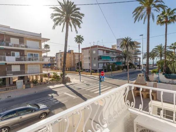 Chalet adosado en avenida Obispo Bascuñana