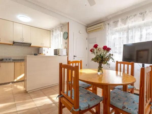 Chalet adosado en avenida Obispo Bascuñana