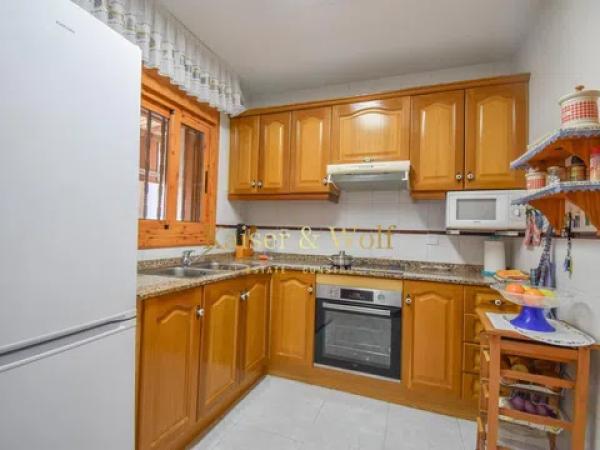 Casa independiente en avenida Salamanca