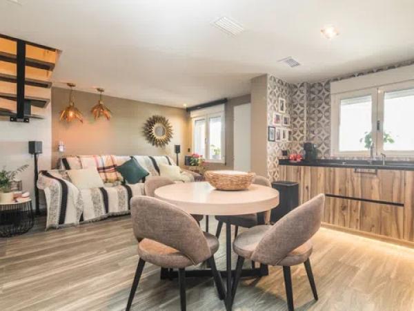 Chalet adosado en calle Juan Sebastián Elcano