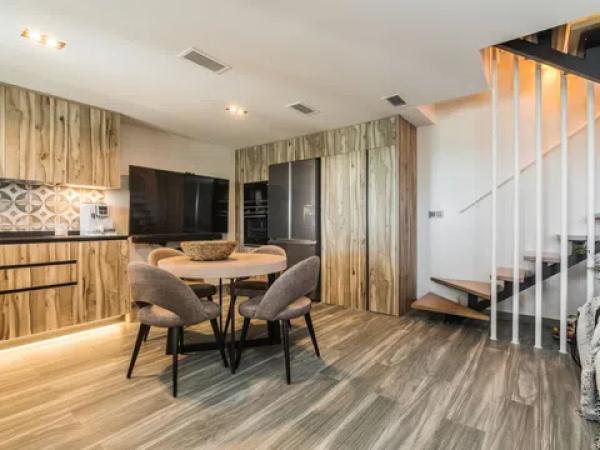 Chalet adosado en calle Juan Sebastián Elcano