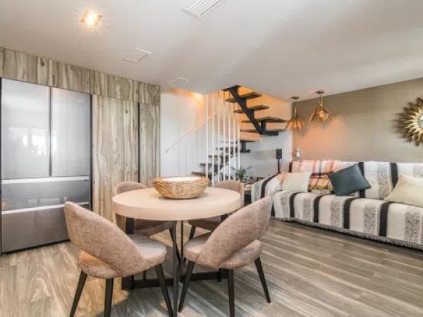 Chalet adosado en calle Juan Sebastián Elcano