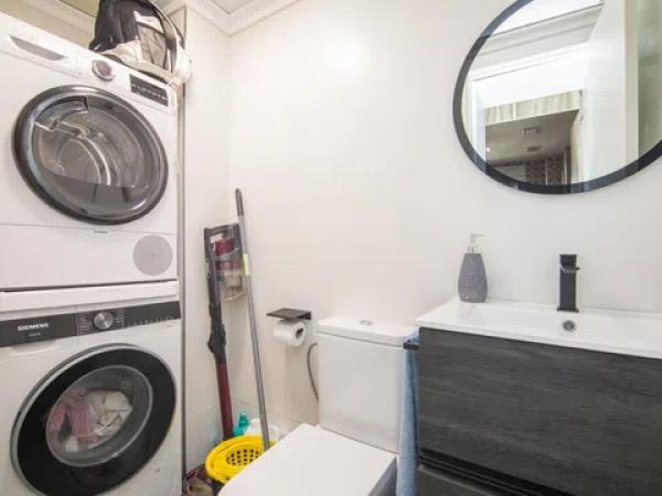 Chalet adosado en calle Juan Sebastián Elcano