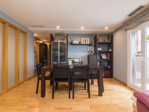 Piso en avenida Oscar Espla s/n