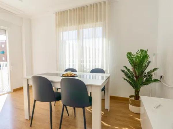 Piso en calle Albatera