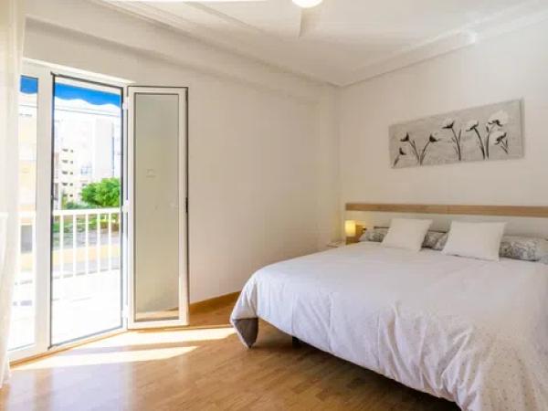 Piso en calle Albatera