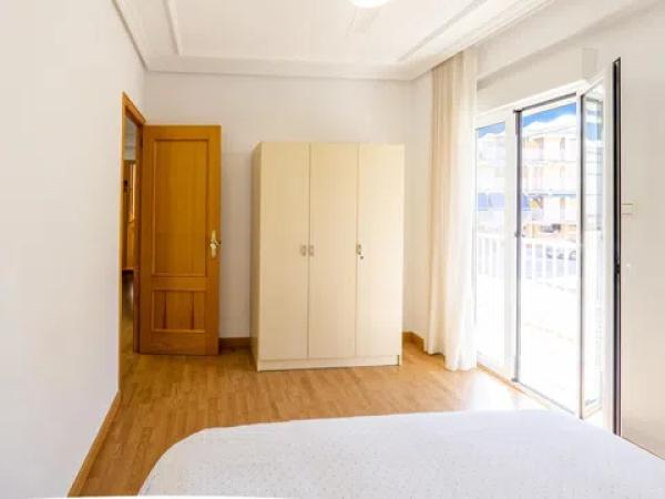 Piso en calle Albatera