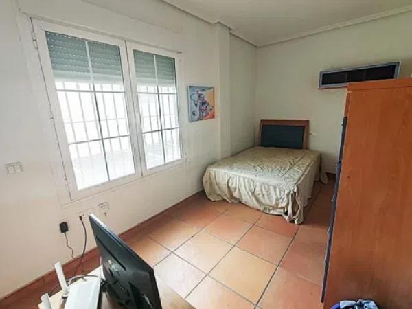 Chalet adosado en calle Tarragona, 2