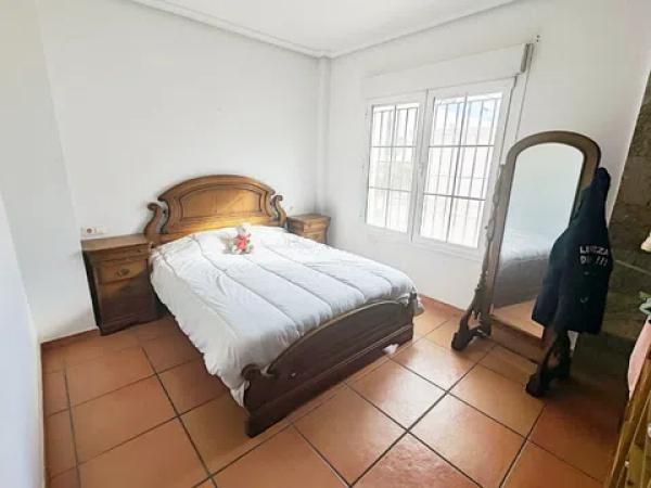 Chalet adosado en calle Tarragona, 2