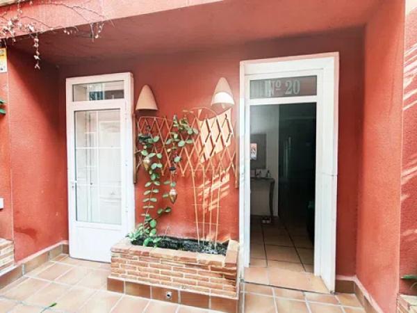 Chalet adosado en calle Tarragona, 2