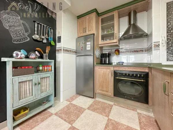 Chalet adosado en calle Juan Sebastián Elcano