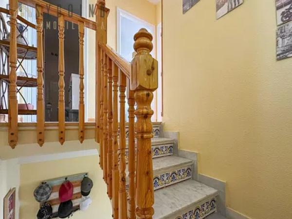 Chalet adosado en calle Juan Sebastián Elcano