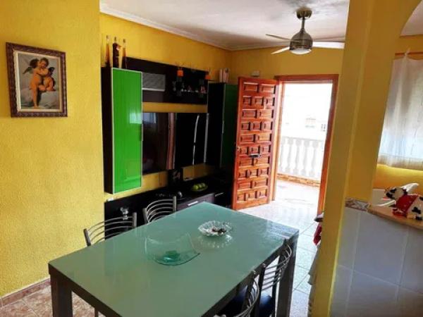 Piso en avenida de Ronda