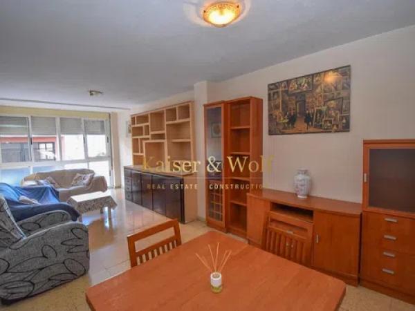 Piso en calle Mediodía